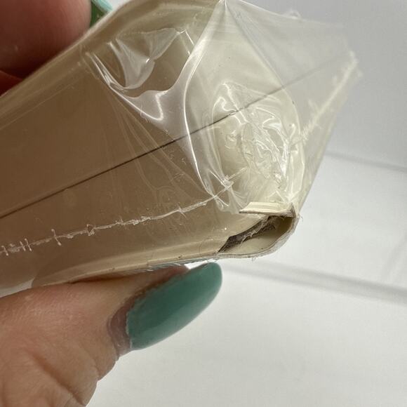 Its a Wonderful Life (VHS, 1996,) NEW & Factory Sealed with Trading Cards RARE - Picture 7 of 14